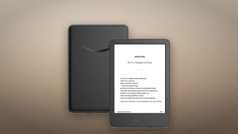 Black Amazon Kindle 2024 shown from the front with a book page on screen and from the back with the Amazon logo